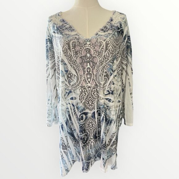 Cato Multicolor Scalloped V-Neck 3/4 Sleeve Top-NWT - Picture 1 of 2